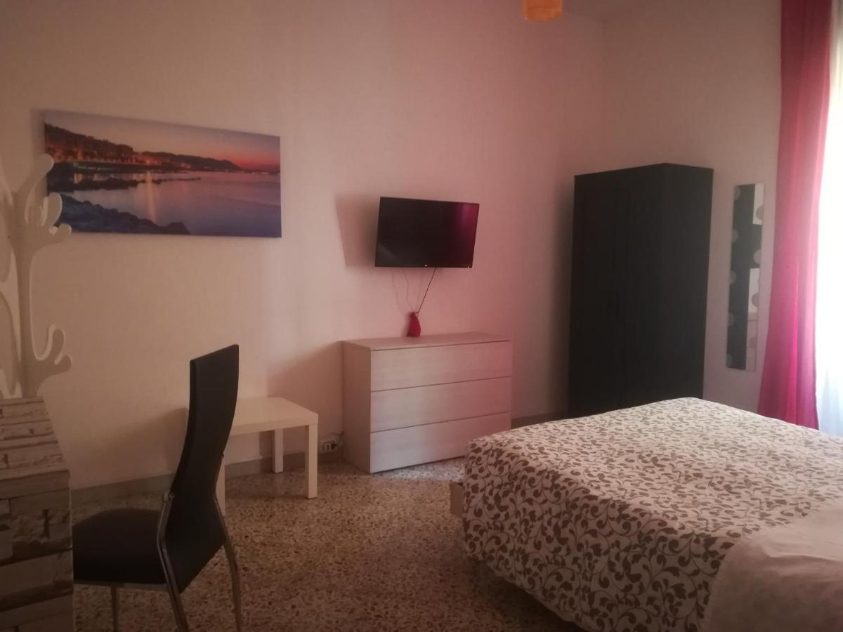 B&B Metro Salerno Buitenkant foto