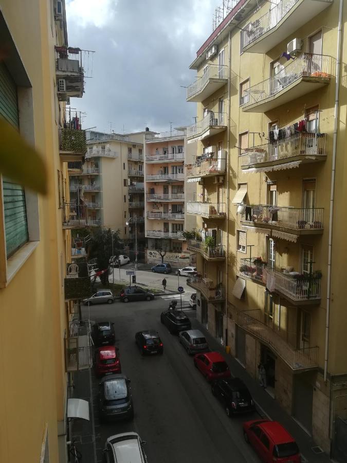 B&B Metro Salerno Buitenkant foto