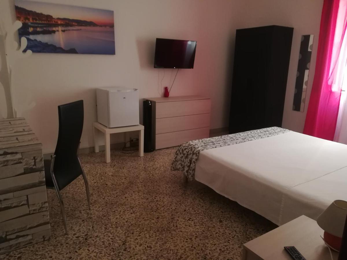 B&B Metro Salerno Buitenkant foto