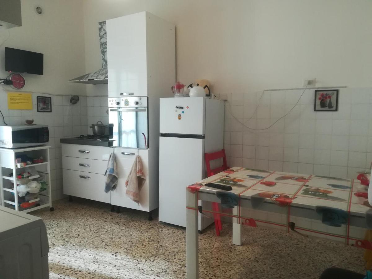 B&B Metro Salerno Buitenkant foto